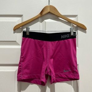 Women’s Nike Pro